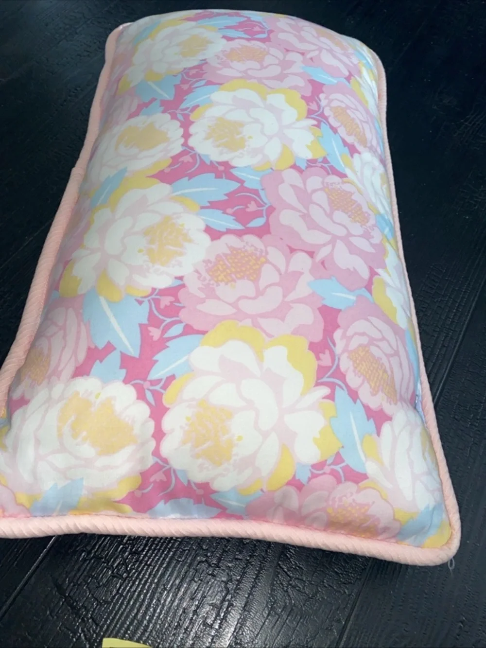 Floral Lumbar Throw Accent Pillow With Insert pastel pink blue, yellow white‎